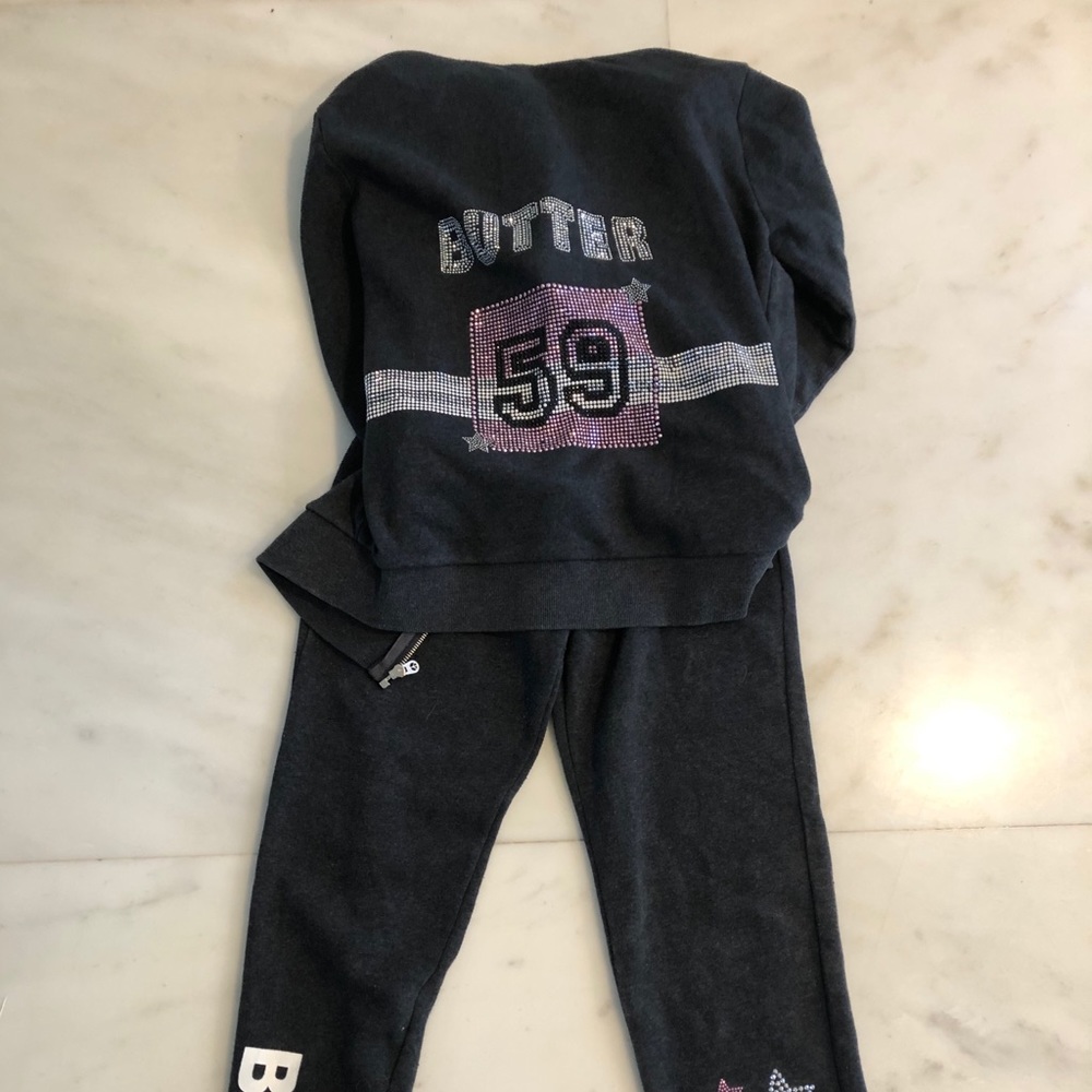 Butter sweat pants and matching jacket.